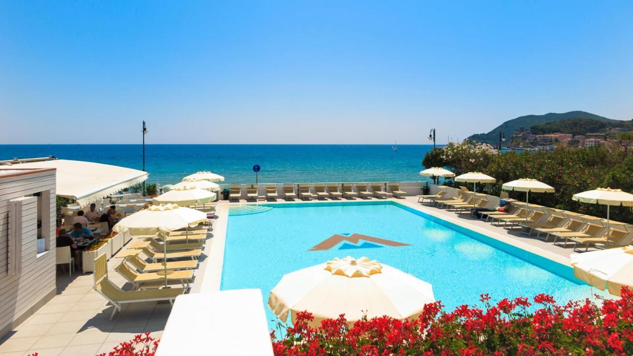 Hotel Montecristo مارينا دي كامبو المظهر الخارجي الصورة